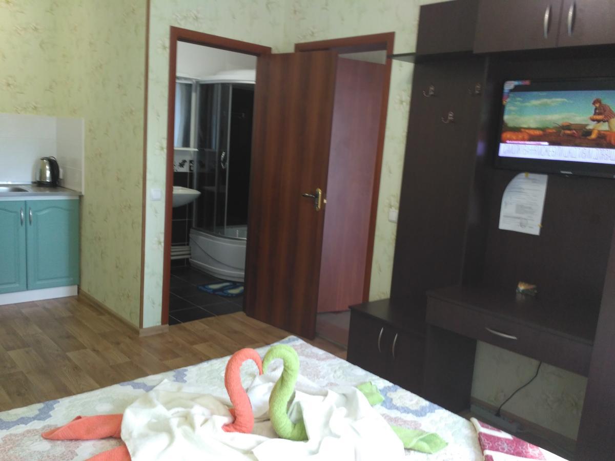 Guest House Orchid Kropyvnytsky Extérieur photo