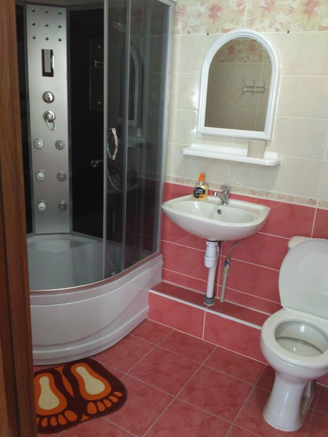 Guest House Orchid Kropyvnytsky Extérieur photo
