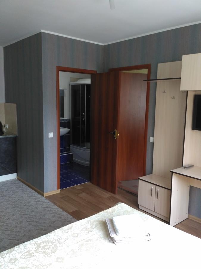 Guest House Orchid Kropyvnytsky Extérieur photo