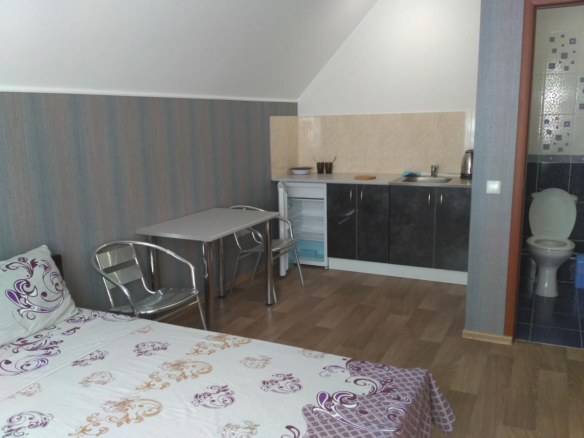 Guest House Orchid Kropyvnytsky Extérieur photo